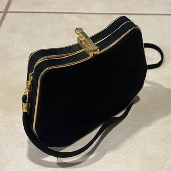 VTG Black Suede Gold Trim Clamp Hard Case Hinged Shoulder Bag Clutch 7.25"x6.25" - Picture 2 of 16